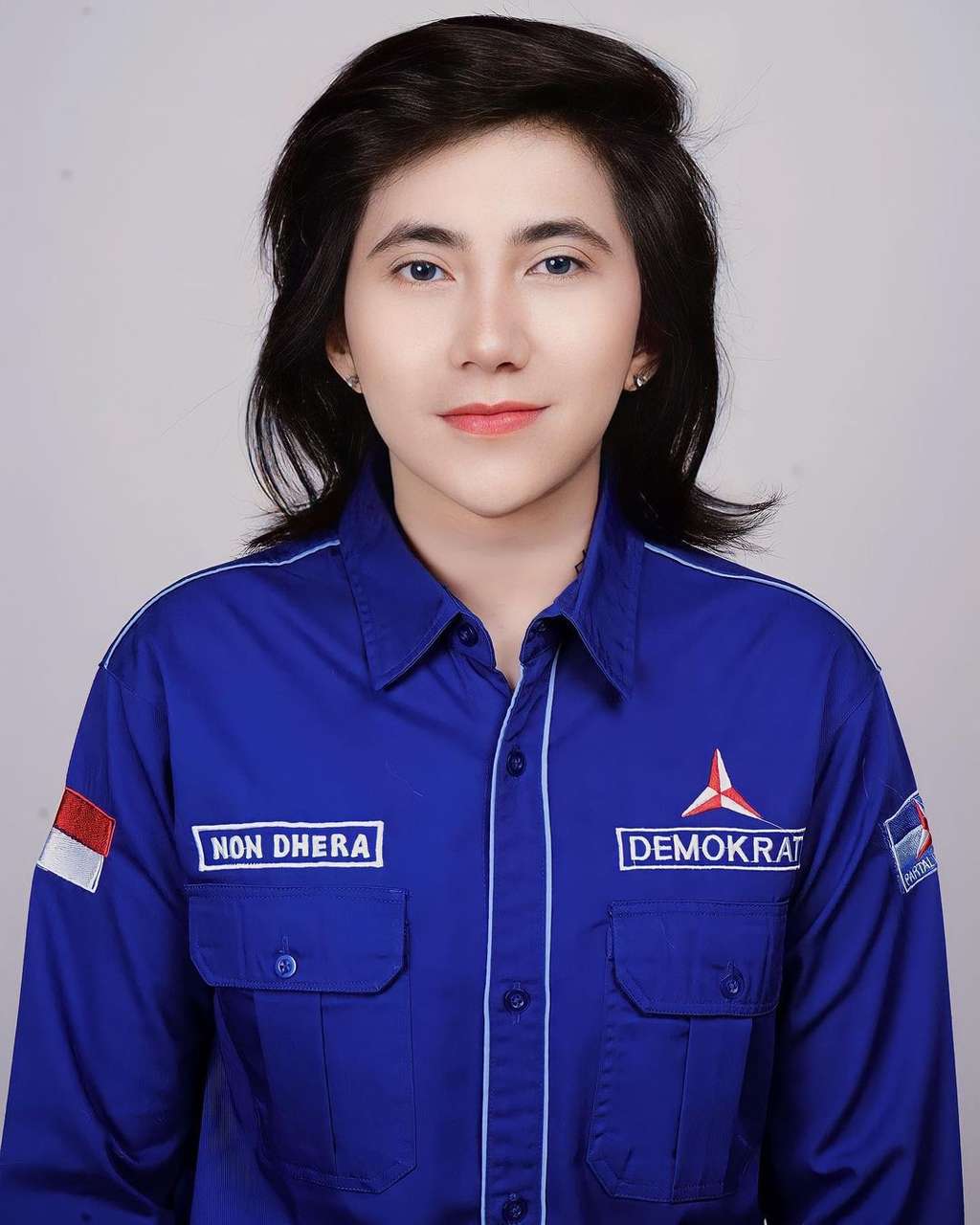 Masih Ingat Dera Siagian Jebolan Indonesian Idol? Dulu Potret Tomboynya Jadi Sorotan, Kini Banting Stir Jadi Politisi!