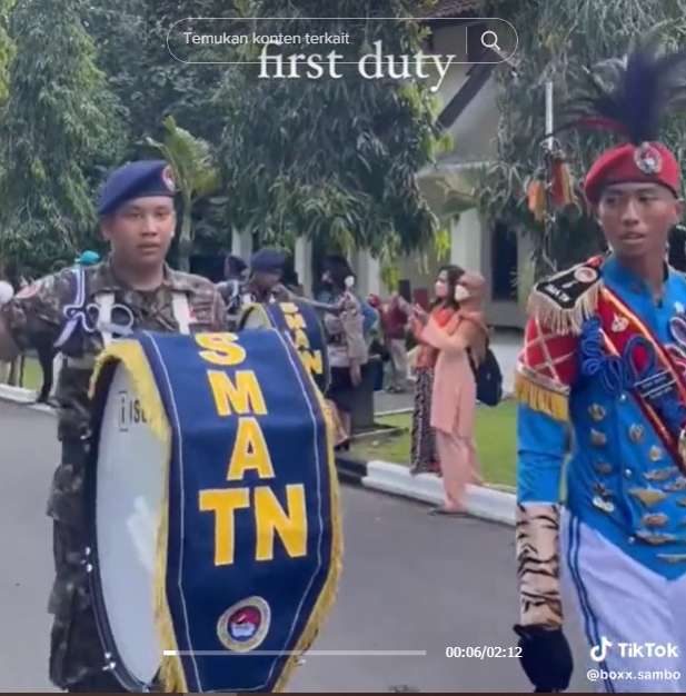 10 Potret Pilu Kelulusan Putra Ferdy Sambo, Ayah Ibu Tak Hadir, Sikap Teman-temannya Bikin Terenyuh