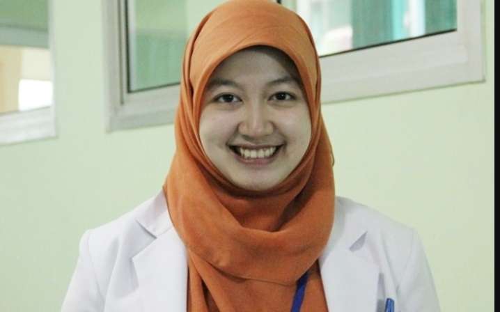 Tak Banyak yang Tahu, Sederet Selebriti Tanah Air Ini Berprofesi Sebagai Dokter, Ada yang Jadi Spesialis di Amerika Serikat!
