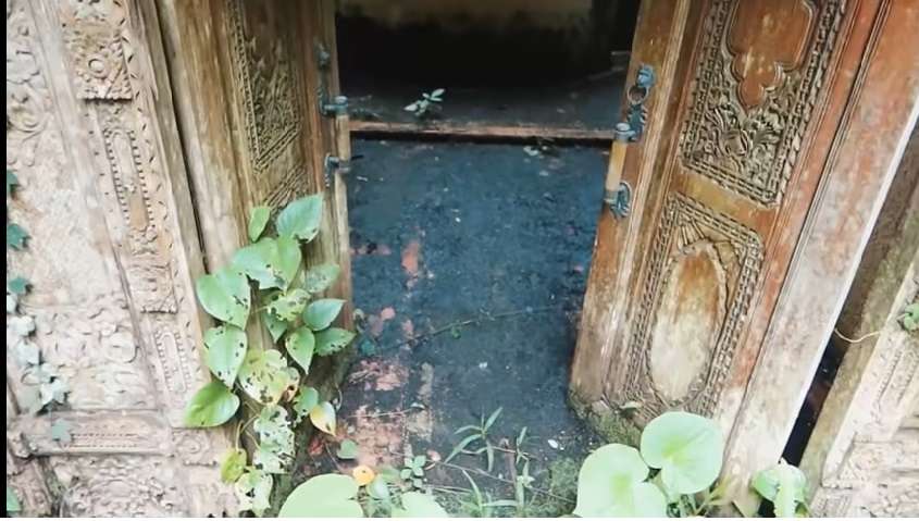 Potret Villa Angker yang Sering Dijadikan Lokasi Pembuatan Konten Horor, Dulu Super Megah Kini Terbengkalai Penuh Lumut!