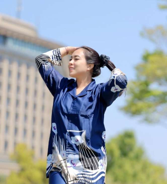 Potret Maharani Kemala Tampil Wow Pakai Piyama Buatan Sendiri