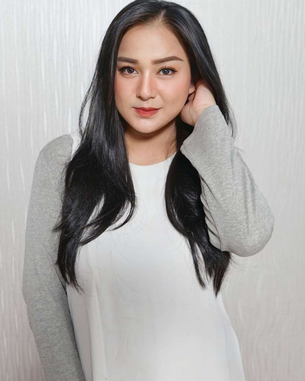 Deretan Seleb yang Pernah Berseteru dengan Ibu Kandung, Terbaru Anak Nikita Mirzani yang Viral di Media Sosial!