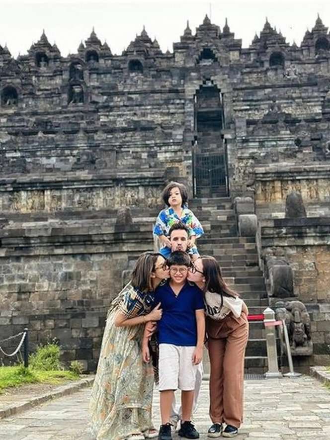 8 Potret Kedekatan Laura Meizani & Antonio Dedola, Kompak Unfollow dan Bongkar Aib Nikita Mirzani
