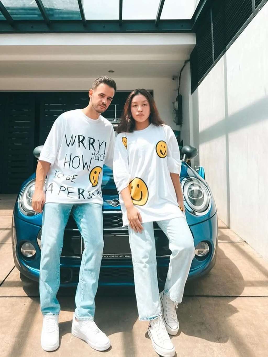 8 Potret Kedekatan Laura Meizani & Antonio Dedola, Kompak Unfollow dan Bongkar Aib Nikita Mirzani