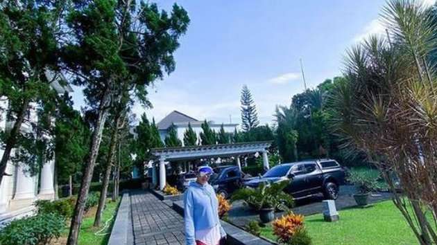 10 Adu Mewah Rumah Nagita Slavina VS Syahrini, Sama-Sama Sultan, Punya Selera & Level yang Sama!