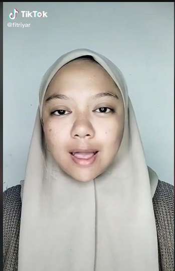 Potret Transformasi Makeup Wanita Ini Bikin Melongo, Hasilnya Bak Langit dan Bumi!
