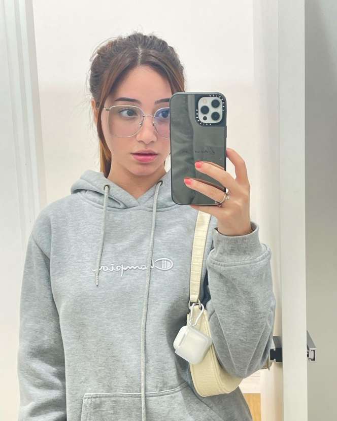 Potret Dannia Salsabilla Artis Pendatang Baru yang Suka Bikin Gagal Fokus 