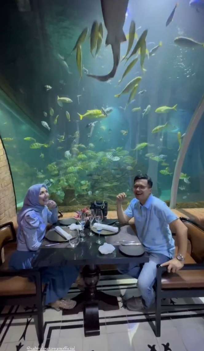 Bak Pasangan Muda, Penampilan dan Gaya Sahrul Gunawan-Dine Mutiara Bulan Madu Romantis Jadi Sorotan