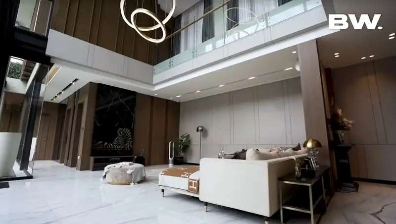 10 Adu Mewah Rumah Christian Sugiono VS Fandy Christian, Sama-Sama Diisukan Selingkuh, Nasibnya Bak Bumi Langit?