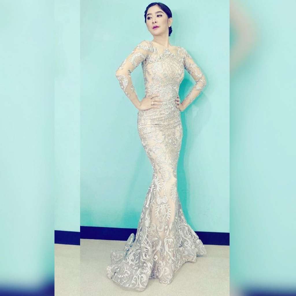 Adu Gaya Artis Cantik yang Dinikahi Anggota TNI Polri, Pilih Vakum dari Industri Hiburan, Kini Penampilannya Tuai Sorotan!