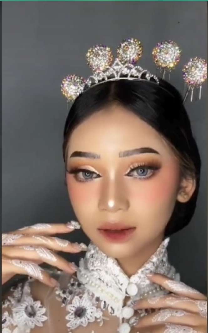 Wanita Berwajah Imut Ini Dirias MUA Ala Pengantin, Endingnya Bikin Takjub, Disebut Mirip Nikita Willy!