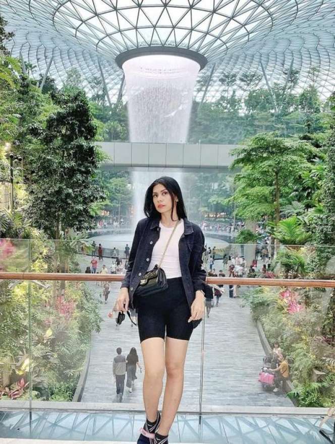 Sering Tampil Glamor, Potret Putri Hasibuan Kakak Ipar Jessica Mila Ternyata Bukan Orang Sembarangan