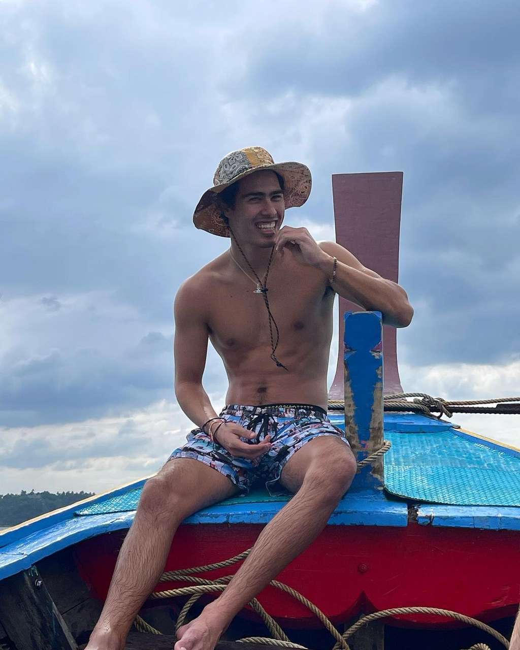 10 Potret Dali Wassink, Ayah dari Anak yang Dikandung Jennifer Coppen, Ternyata Bukan Bule Sembarangan