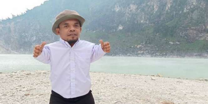 Adu Mewah Rumah Komeng vs Ucok Baba yang Kini Daftar Caleg, Ternyata Beda Banget, Bak Langit dan Bumi!