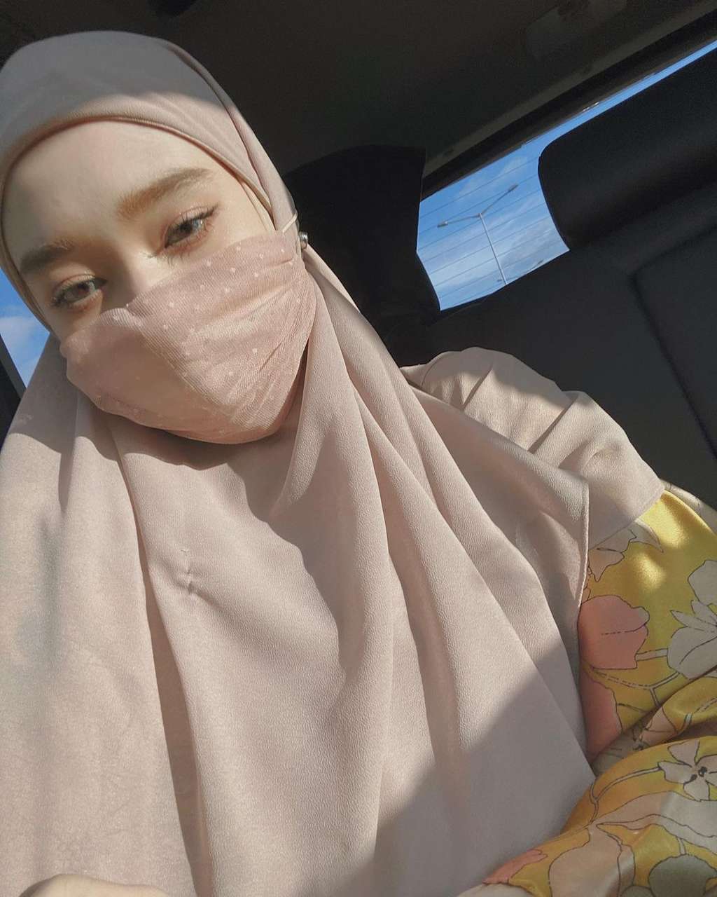 10 Adu Gaya Inara Rusli VS Dahlia Poland, Saling Semangati di Medsos, Sesama Korban Perselingkuhan?