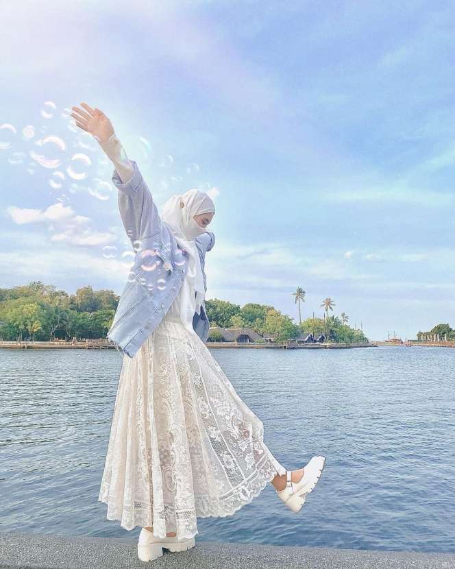 10 Adu Gaya Inara Rusli VS Dahlia Poland, Saling Semangati di Medsos, Sesama Korban Perselingkuhan?