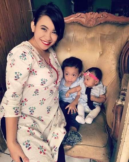 Pegawai Bank Cantik & Hot ini Ternyata Anak Komedian Legendaris, Ogah Jadi Artis Ngikuti Jejak Sang Papa, Lihat 8 Potretnya