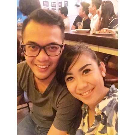 Pegawai Bank Cantik & Hot ini Ternyata Anak Komedian Legendaris, Ogah Jadi Artis Ngikuti Jejak Sang Papa, Lihat 8 Potretnya