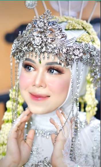Hasil Makeup Pengantin Wanita dengan Adat Sunda Ini Malah Bikin Salah Fokus, Disebut Mirip Lesty Kejora Saat Nikah!