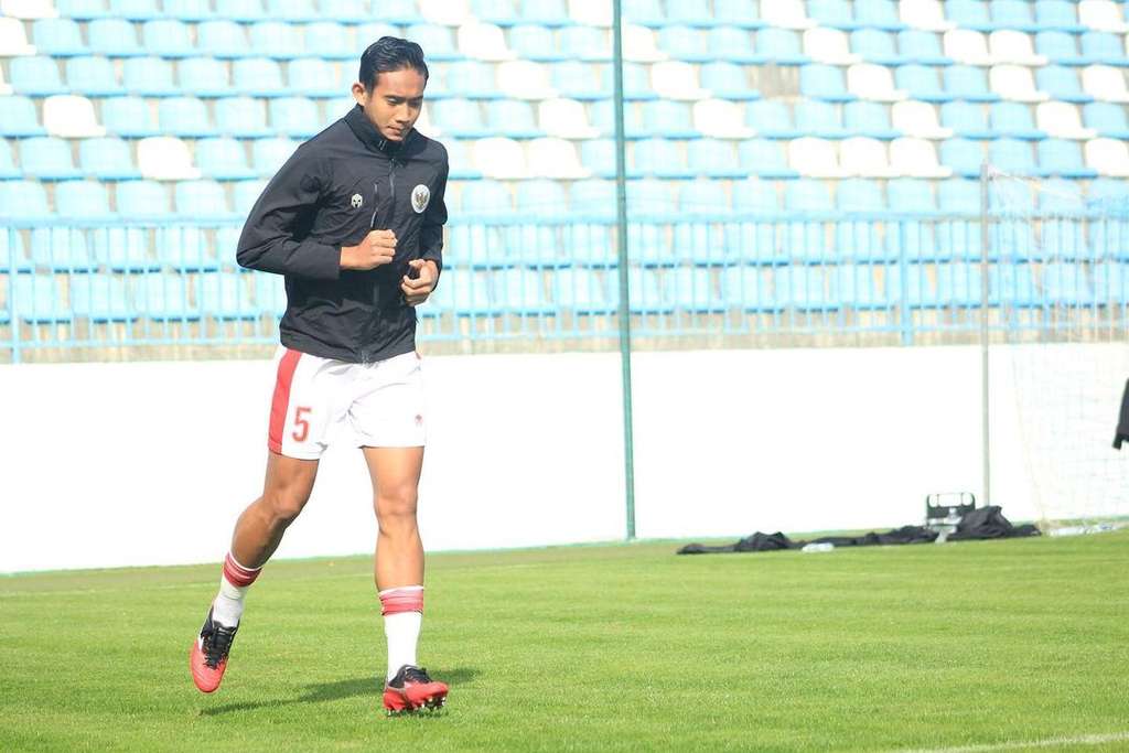Potret Rizky Ridho Kapten Timnas Sepakbola Indonesia U-22 di Sea Games Kamboja yang Curi Perhatian, Penampilan Rapi hingga Berkepala Dingin!