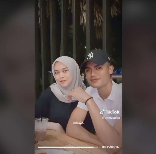 Cantik dan Berhijab Potret Shafiyah, Kekasih Ramadhan Sananta Top Skor Timnas Indonesia di SEA Games 2023