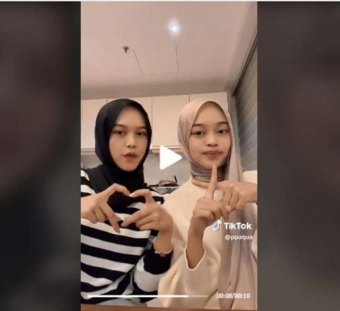 Cantik dan Berhijab Potret Shafiyah, Kekasih Ramadhan Sananta Top Skor Timnas Indonesia di SEA Games 2023