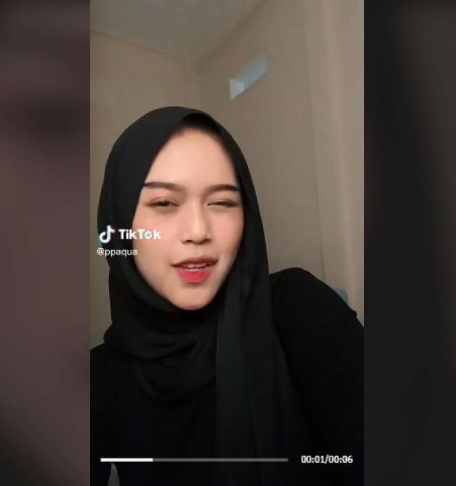 Cantik dan Berhijab Potret Shafiyah, Kekasih Ramadhan Sananta Top Skor Timnas Indonesia di SEA Games 2023