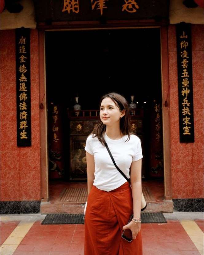 Potret Terbaru Sarah Menzel, Calon Mantu Ashanty yang Didoakan Segera Mualaf