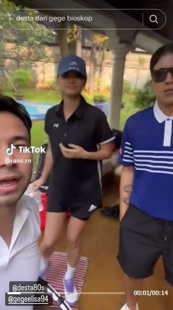 10 Potret Kebersamaan Desta Mahendra & Gege Elisa yang Baru Terungkap, Ternyata Sering Main Tenis Bareng!