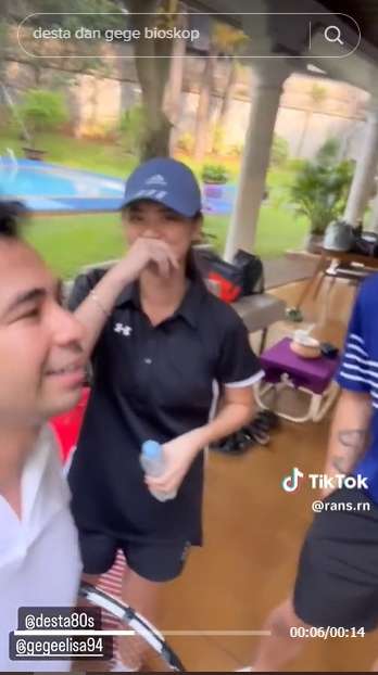 10 Potret Kebersamaan Desta Mahendra & Gege Elisa yang Baru Terungkap, Ternyata Sering Main Tenis Bareng!