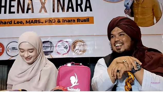 10 Potret Inara Rusli Setelah Lepas Cadar demi Hidupi Anak-Anak, Kecantikannya Dipuji Spek Bidadari