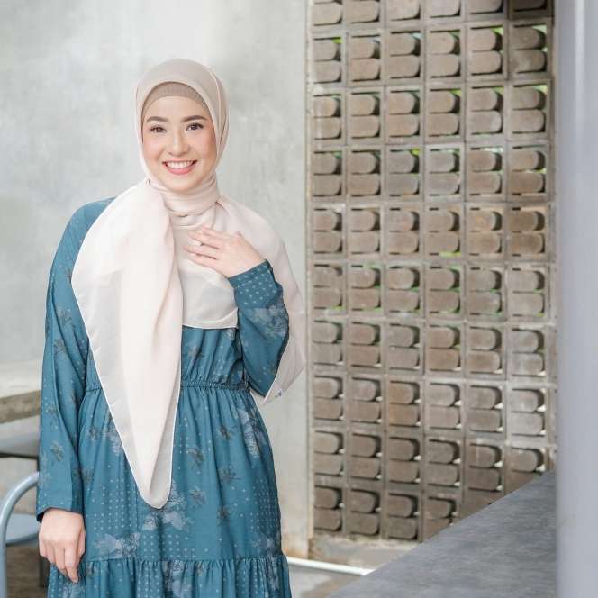 Adu Gaya Mantan Pacar Desta Sebelum Nikahi Natasha Rizky, Ada yang Pernah Viral Karena Adegan Syur Tersebar!