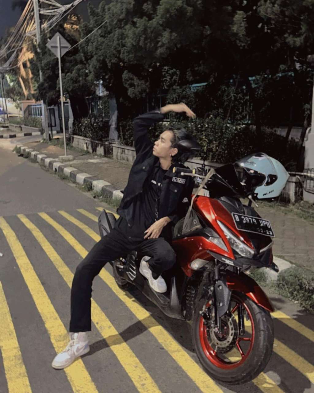 Masih Ingat Alif Cepmek si Dilan KW? Dulu Viral dengan Kalimat `Kamu Nanyeaa` Kini Penampilannya Berubah Drastis, Punya Pacar Baru!