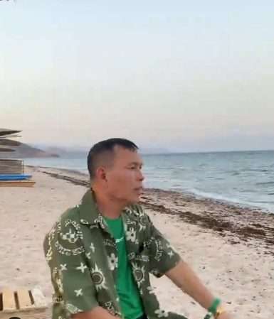 Adu Gaya Pak Muh VS Ayah Rozak, Lebih Keren Mana?