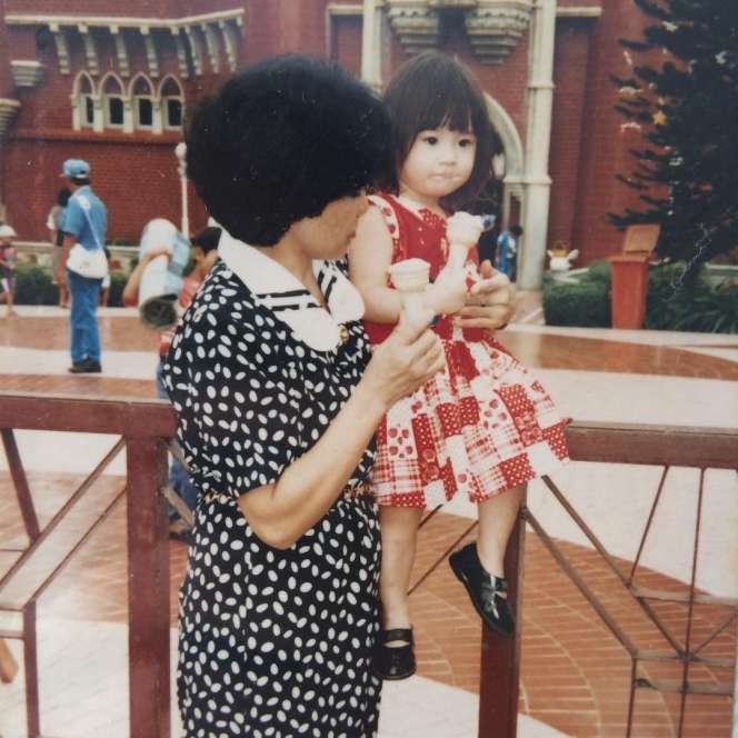 Potret Masa Kecil Gege Elisa Bikin Salfok, Bibit Cantiknya Sudah Kelihatan!