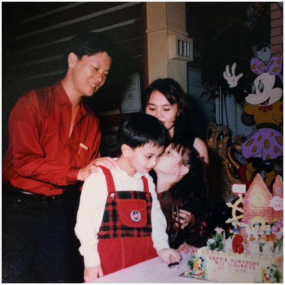 Potret Masa Kecil Gege Elisa Bikin Salfok, Bibit Cantiknya Sudah Kelihatan!