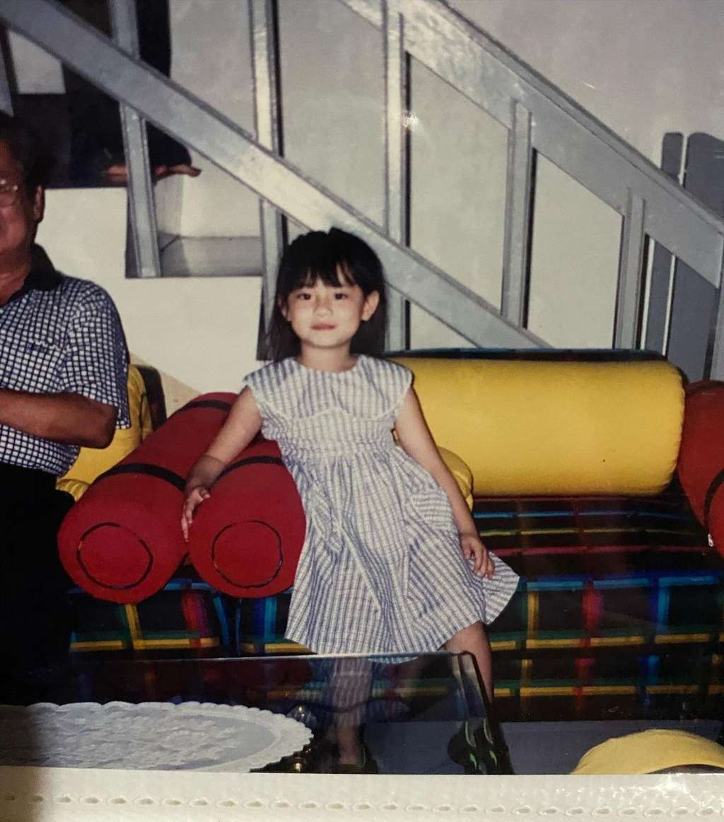 Potret Masa Kecil Gege Elisa Bikin Salfok, Bibit Cantiknya Sudah Kelihatan!