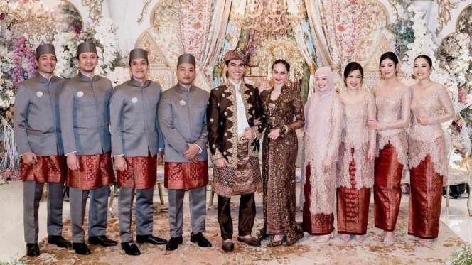 Foto Bareng Desta Dipernikahan Enzy, Natasha Rizki Beri Simbol Begini, Jadi Sorotan