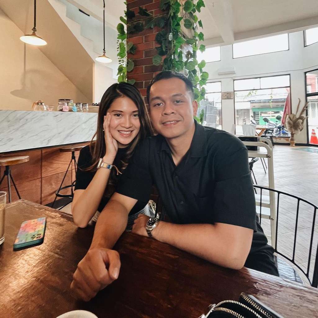 Potret Vinessa Inez Kekasih Rio Alief Drummer NOAH, Paras Cantiknya Tak Menua, Dijuluki Hot Mom!