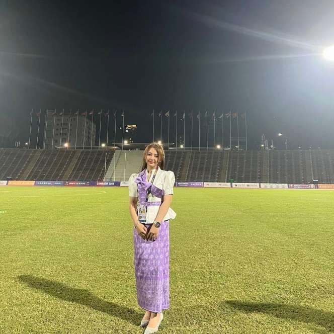 Potret Dua Wanita Cantik Asal Kamboja Yang Viral di SEA Games 2023, Ada yang Disenyumin Marselino Ferdinan, Auto Salting!