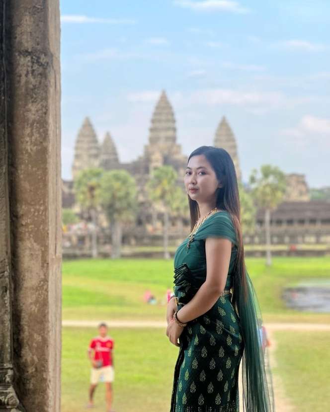 Potret Dua Wanita Cantik Asal Kamboja Yang Viral di SEA Games 2023, Ada yang Disenyumin Marselino Ferdinan, Auto Salting!