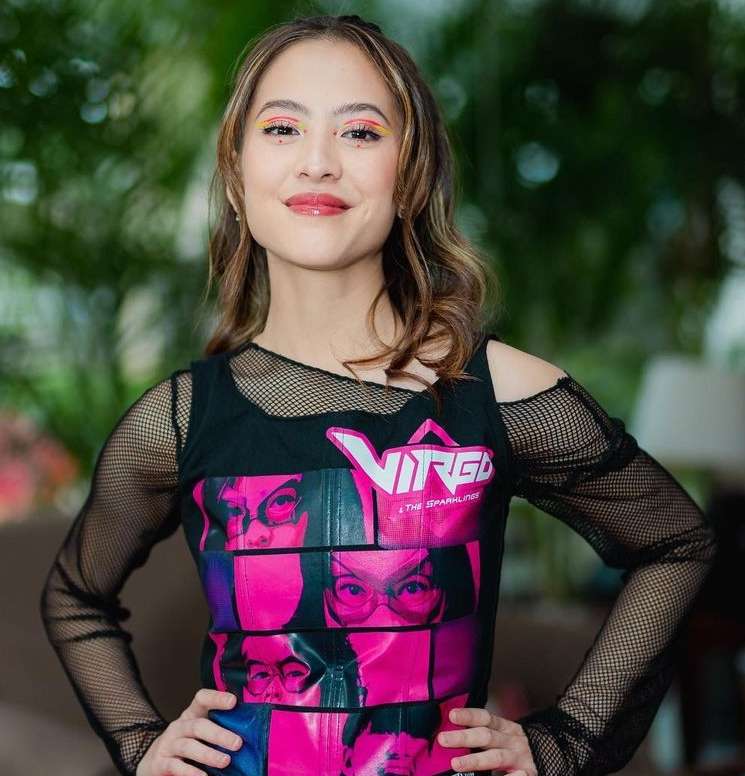 10 Adu Gaya Rebecca Klopper VS Adhisty Zara, Sama-Sama Kena Skandal Video Panas, Siapa Lebih Hot?