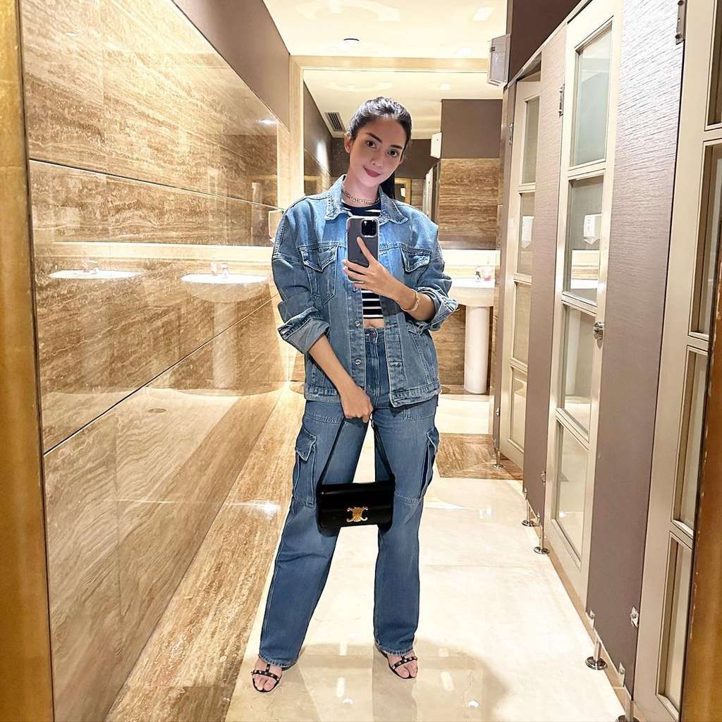 10 Adu Gaya Dhena Devanka VS Ririn Dwi Ariyanti, Dituding Pelakor yang Rebut Jonathan Frizzy, Mana Lebih Cantik?