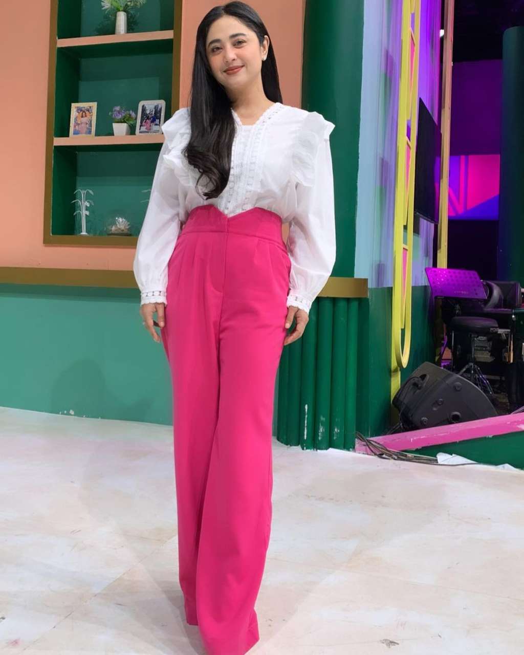 10 Adu Gaya Dewi Persik VS Calon Istri Angga Wijaya, Akan Segera Menikah, Ternyata Kalangan Sosialita?