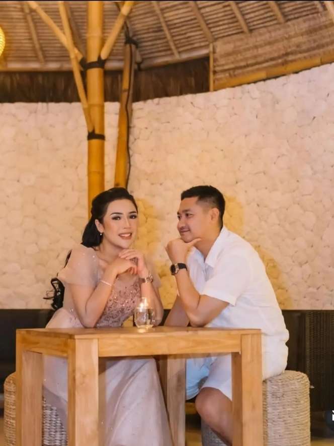 10 Adu Gaya Dewi Persik VS Calon Istri Angga Wijaya, Akan Segera Menikah, Ternyata Kalangan Sosialita?
