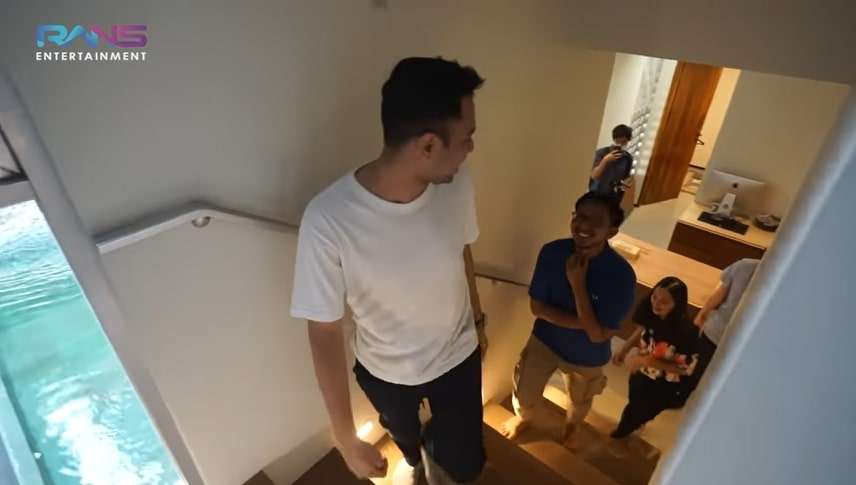 Potret Rumah Mewah 5 Miliar Milik Abrar Pegawai Raffi Ahmad, Isinya Bikin Melongo!