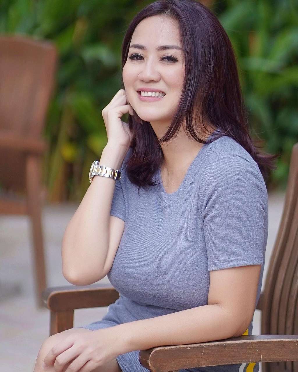 Masih Ingat Tante Ernie `Pemersatu Bangsa`? Dulu Potretnya Viral di Media Sosial Kini Menghilang, Ternyata Begini Kabarnya Sekarang!