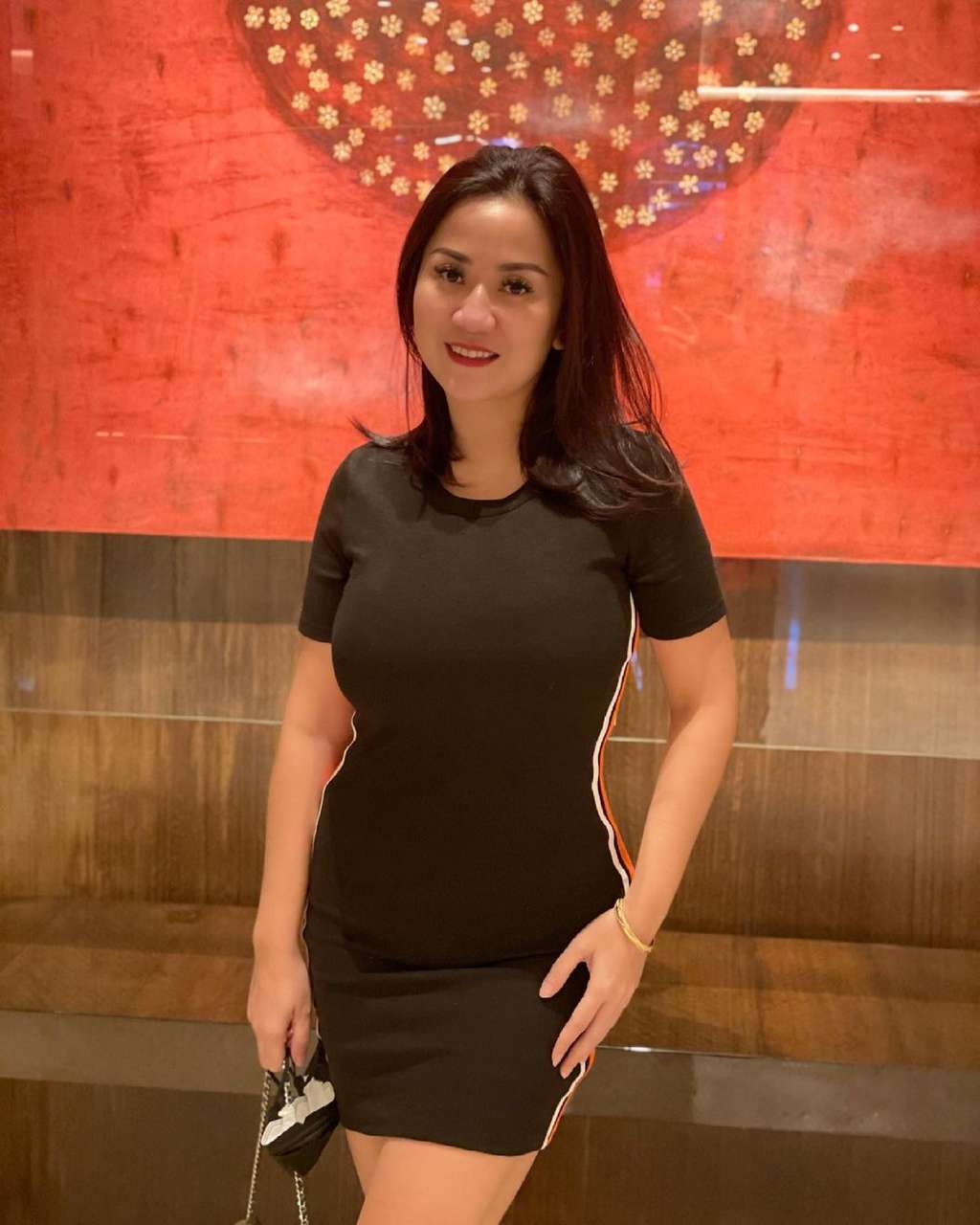 Masih Ingat Tante Ernie `Pemersatu Bangsa`? Dulu Potretnya Viral di Media Sosial Kini Menghilang, Ternyata Begini Kabarnya Sekarang!