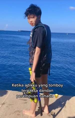 Viral Cewek Tomboy Dipaksa Dandan Ala Wanita, Hasilnya Malah Cantik Banget, Bak Putri Keraton!