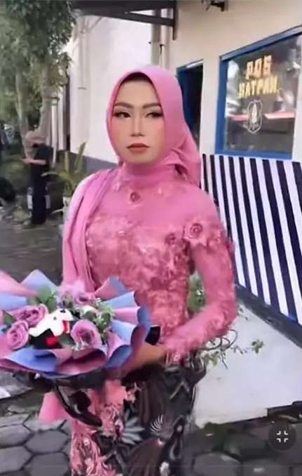 Viral Cewek Tomboy Dipaksa Dandan Ala Wanita, Hasilnya Malah Cantik Banget, Bak Putri Keraton!